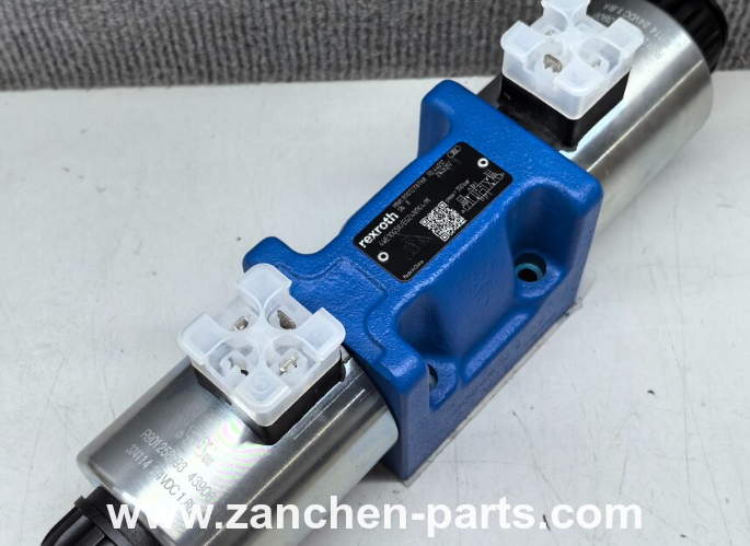 Rexroth R901278768 Proportional Directional Valve 4WE10G5X/EG24N9K4/M